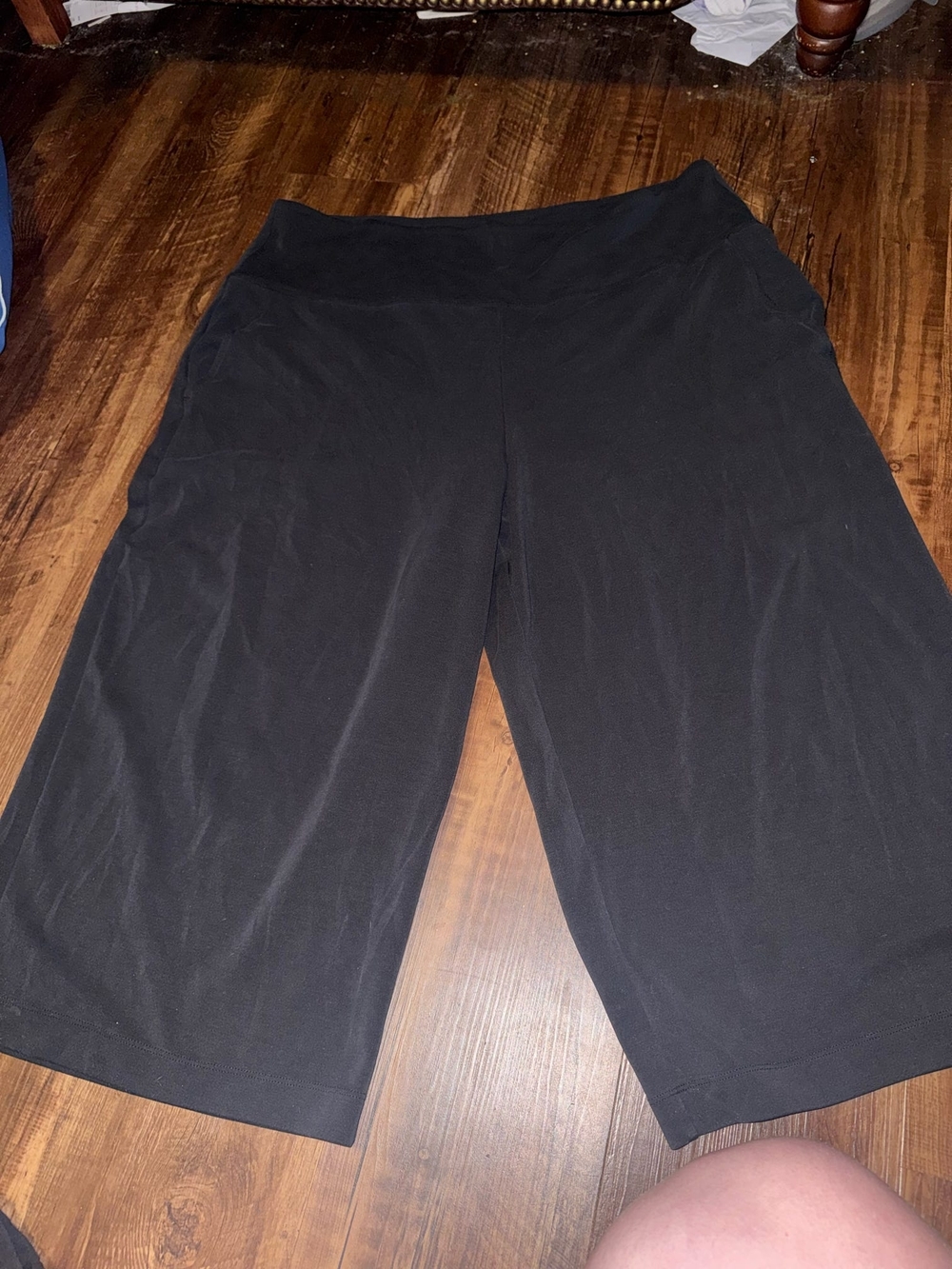 Athleta Black Stretch Crewneck Top